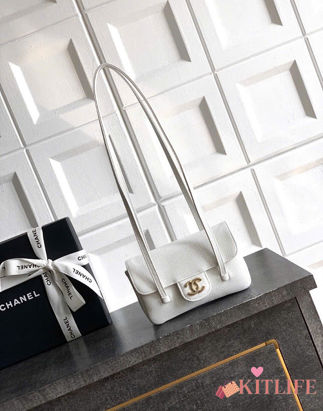 Kitlife Chanel 26P Flap Mini Bag White Grained Shiny Calfskin A5807 11.5×17x5cm  - 1