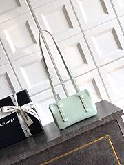Kitlife Chanel 26P Flap Mini Bag Green Grained Shiny Calfskin A5807 11.5×17x5cm - 2
