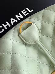 Kitlife Chanel Clutch With Green Leather Strap Black Lambskin 17x22x8cm  - 5