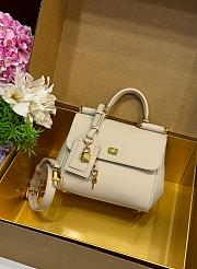 Kitlife Dolce & Gabbana Small My Sicily Handbag In Off-white Plongé Calfskin 19x21x14cm  - 1