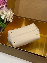Kitlife Dolce & Gabbana Small My Sicily Handbag In Off-white Plongé Calfskin 19x21x14cm  - 6