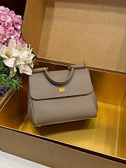 Kitlife Dolce & Gabbana Small My Sicily Handbag In Gray Plongé Calfskin 19x21x14cm  - 6