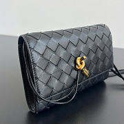Kitlife Bottega Veneta Andiamo Pouch on Strap Black 836940 19x13x2cm - 4