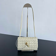Kitlife Bottega Veneta Andiamo Pouch on Strap White 836940 19x13x2cm - 1