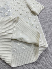 Kitlife Louis Vuitton Embroidered Monogram Knit Top Off-white - 4