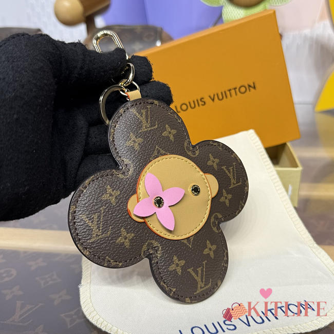 Kitlife Louis Vuitton Vivienne Bag Charm M03818  - 1