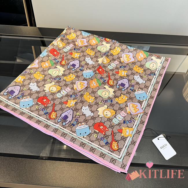 Kitlife Gucci Kawaii GG Supreme Siilk Scarf Brown 90x90cm  - 1