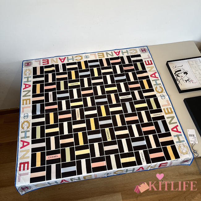 Kitlife Chanel Twill Silk Scarf Black Multicolor 90x90cm  - 1