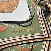 Kitlife Louis Vuitton Treasure Framed Vintage Silk Scarf White & Green 90x90cm - 5