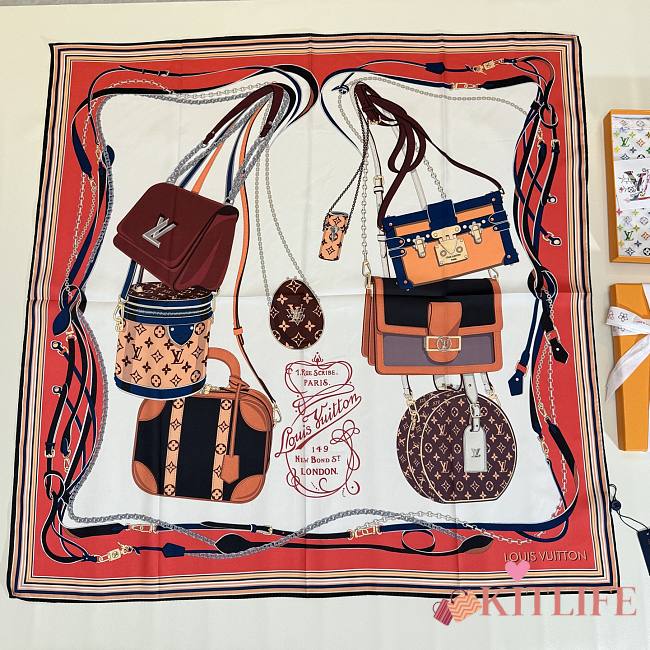 Kitlife Louis Vuitton Treasure Framed Vintage Silk Scarf White & Red 90x90cm  - 1