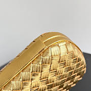 Kitlife Bottega Veneta Knot Clutch Gold Padded Intreccio Wood-embossed Lamina Leather 844108 19x11.5x5cm - 5