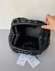 Kitlife Bottega Veneta Pouch Black Intrecciato Leather 576175 38x20x8.5cm - 2