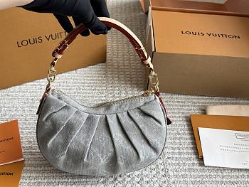 Kitlife Louis Vuitton Pochette Valley Bag Gray Denim M13571 21x15x7cm 