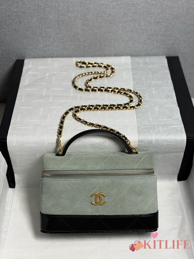 Kitlife Chanel 26SS Suede Green Leather Box Bag 17x19.5x5cm - 1