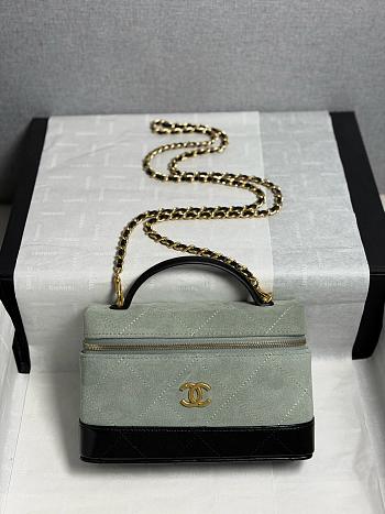 Kitlife Chanel 26SS Suede Green Leather Box Bag 17x19.5x5cm