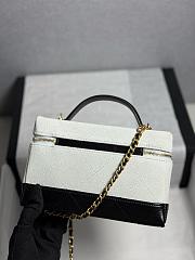 Kitlife Chanel 26SS Suede White Leather Box Bag 17x19.5x5cm - 5