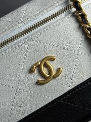 Kitlife Chanel 26SS Suede White Leather Box Bag 17x19.5x5cm - 2