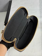 Kitlife Chanel 26SS Suede Beige Leather Box Bag 17x19.5x5cm - 5