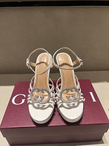Kitlife Gucci Women's Pump With Crystal Interlocking G in White