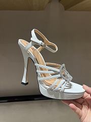 Kitlife Gucci Women's Pump With Crystal Interlocking G in White - 3