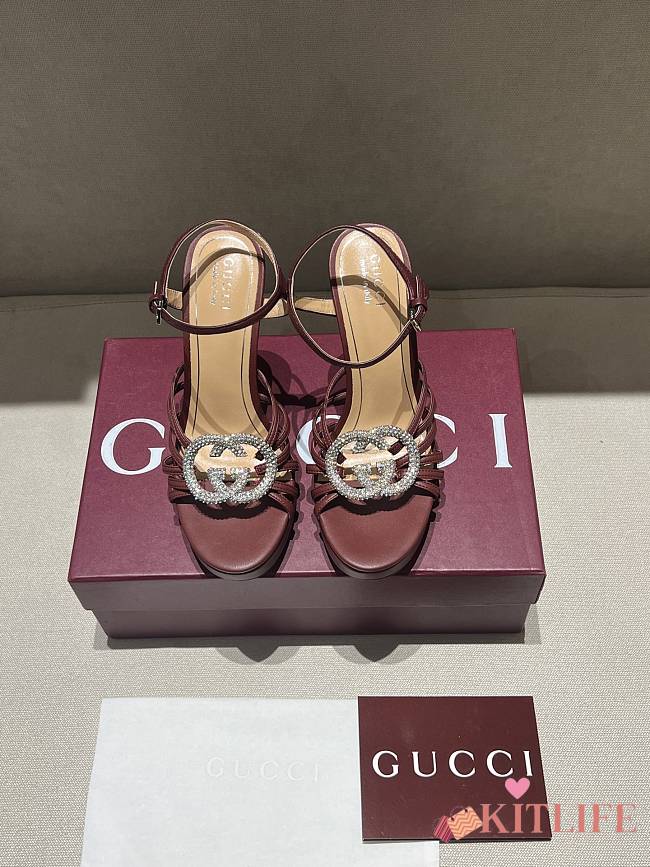 Kitlife Gucci Women's Pump With Crystal Interlocking G in Burgundy - 1