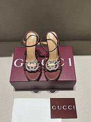 Kitlife Gucci Women's Pump With Crystal Interlocking G in Burgundy - 1