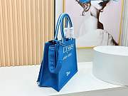 Kitlife Dior Medium Book Tote with Strap Blue and White Book Cover Embroidery 36x27x16cm - 6