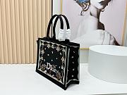 Kitlife Dior Medium Book Tote with StrapBlack Multicolor Revolution Flowers Embroidery 36x27.5x16.5cm  - 3