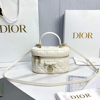 Kitlife Dior Mini Vanity Bag White Cannage Lambskin 17x10.5x8cm 