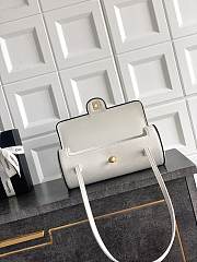 Kitlife Chanel Large Bowling Bag Grained Calfskin, Lambskin & Gold Metal White & Black  AS6181 11x30x11cm  - 5