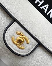 Kitlife Chanel Large Bowling Bag Grained Calfskin, Lambskin & Gold Metal White & Black  AS6181 11x30x11cm  - 4
