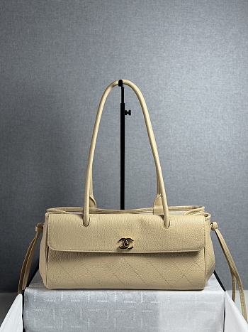 Kitlife Chanel Small Shopping Bag Beige Grained Calfskin AS6288 31x15x12cm