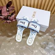 Kitlife Dior Dway Slide White and Blue Embroidered Cotton and Toile de Jouy Floral Garden Motif - 5