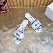 Kitlife Dior Dway Slide White and Blue Embroidered Cotton and Toile de Jouy Floral Garden Motif - 4