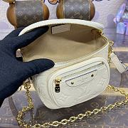 Kitlife Louis Vuitton Mini Bumbag Cream M83275 17x12x9.5cm  - 4