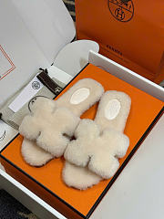 Kitlife Hermes Woolskin Oran Sandals Cream - 1