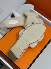 Kitlife Hermes Woolskin Oran Sandals Cream - 3