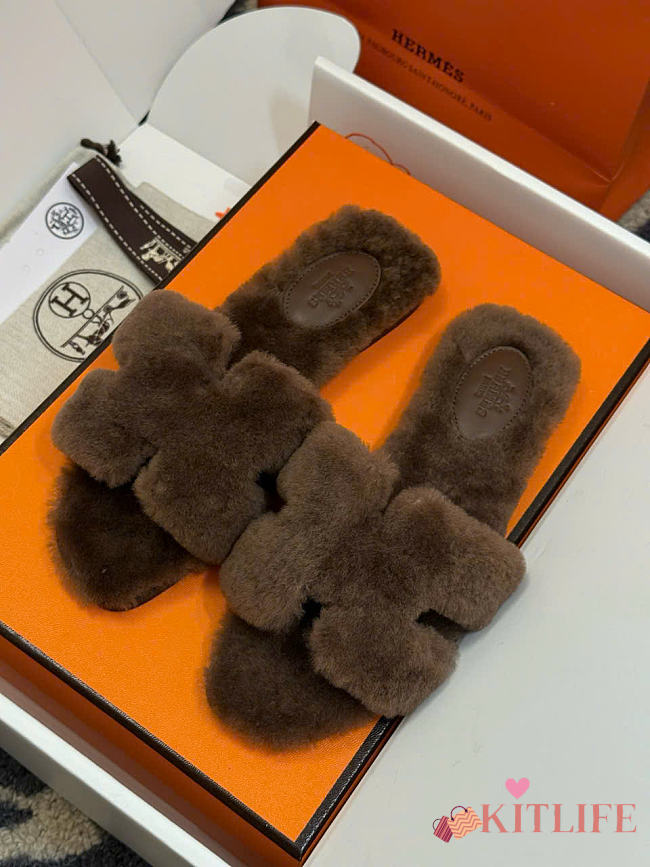 Kitlife Hermes Woolskin Oran Sandals Dark Brown  - 1