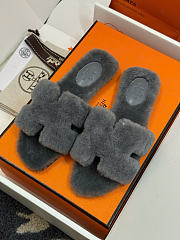 Kitlife Hermes Woolskin Oran Sandals Gray - 1