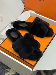 Kitlife Hermes Woolskin Oran Sandals Black  - 5