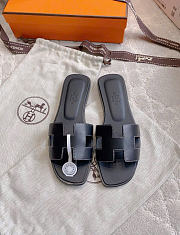 Kitlife Hermes Oran Black Leather Sandals  - 1