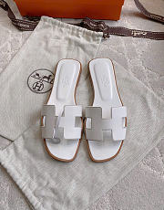 Kitlife Hermes Oran White Leather Sandals  - 1