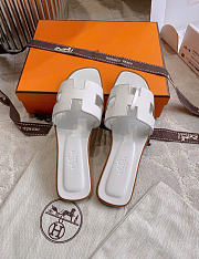 Kitlife Hermes Oran White Leather Sandals  - 5