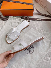Kitlife Hermes Oran White Leather Sandals  - 2