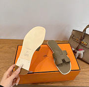 Kitlife Hermes Oran Sandals Taupe - 5
