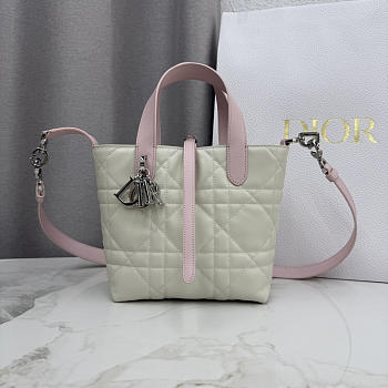 Kitlife Dior Small Toujours Vertical Tote Bag White & Pink 16×18×12cm