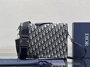 Kitlife Dior Oblique Jacquard Grained Calfskin Lingot Pouch Beige Black 29.5x21.5x7cm  - 1