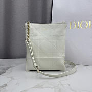 Kitlife Dior Small Vertical Dior Trianon Bag with Chain White 18x21x7cm  - 1