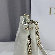 Kitlife Dior Small Vertical Dior Trianon Bag with Chain White 18x21x7cm  - 5