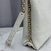Kitlife Dior Small Vertical Dior Trianon Bag with Chain White 18x21x7cm  - 4